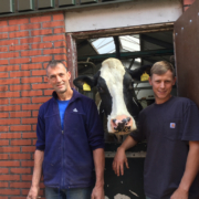 Foto van vader en zoon Veening